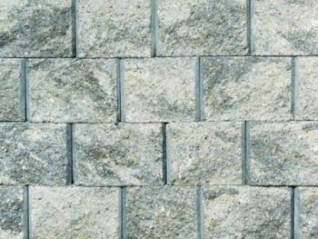 Seat Wall Stone Greenwood & Indianapolis, Indiana (IN) - Tiffany Lawn